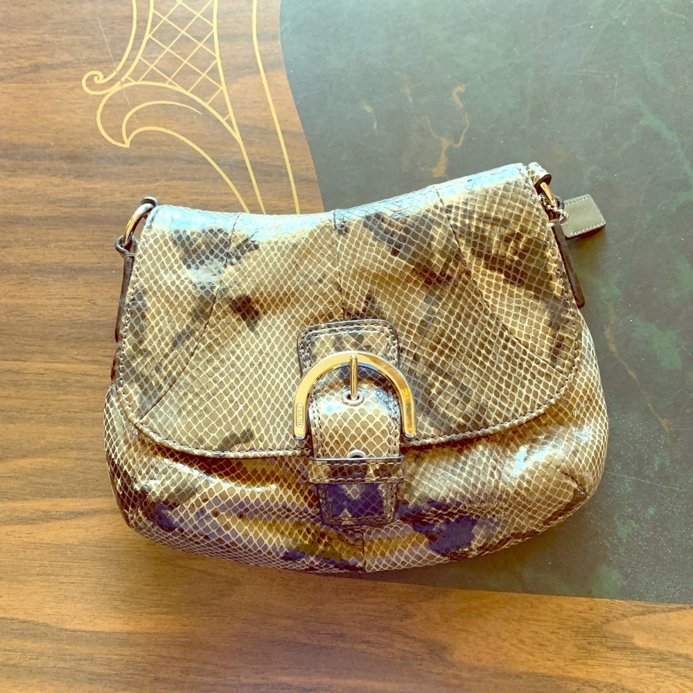 Selling a small coach purse
